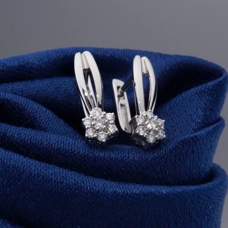 Серьги из платины с бриллиантами ПС-205-02 Platinum Lab видео 1