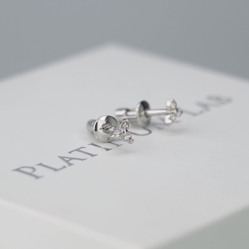 Серьги из платины с бриллиантами ПС-321-01 Platinum Lab видео 1