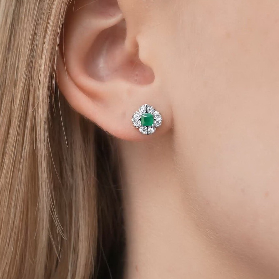 Серьги из платины с изумрудами и бриллиантами ПС-331И-01 Platinum Lab видео 1