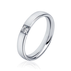 ПК-117-01 Обручальное кольцо из платины с одним бриллиантом